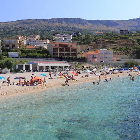 With A Parking Space Podstrana, Split - 15591 Daire